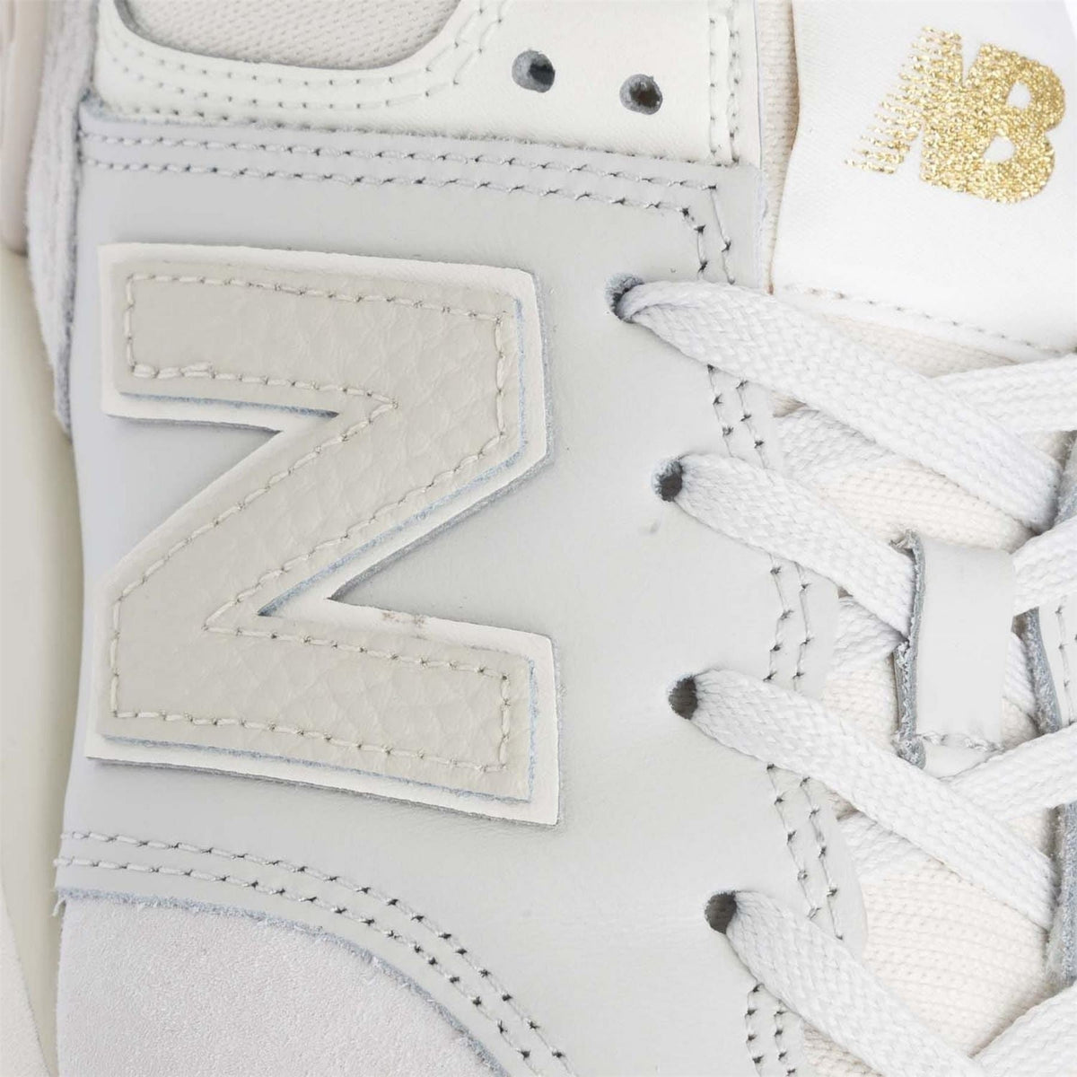 New Balance Legacy Trainers