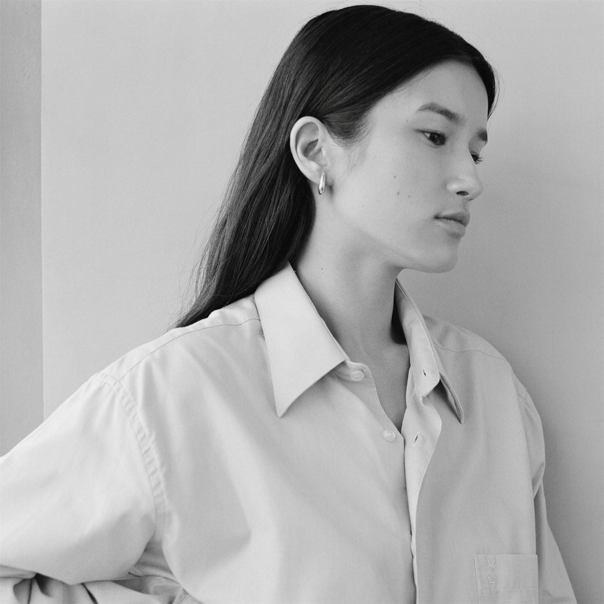 Annika Inez Annika Hinge Hoop Earrings