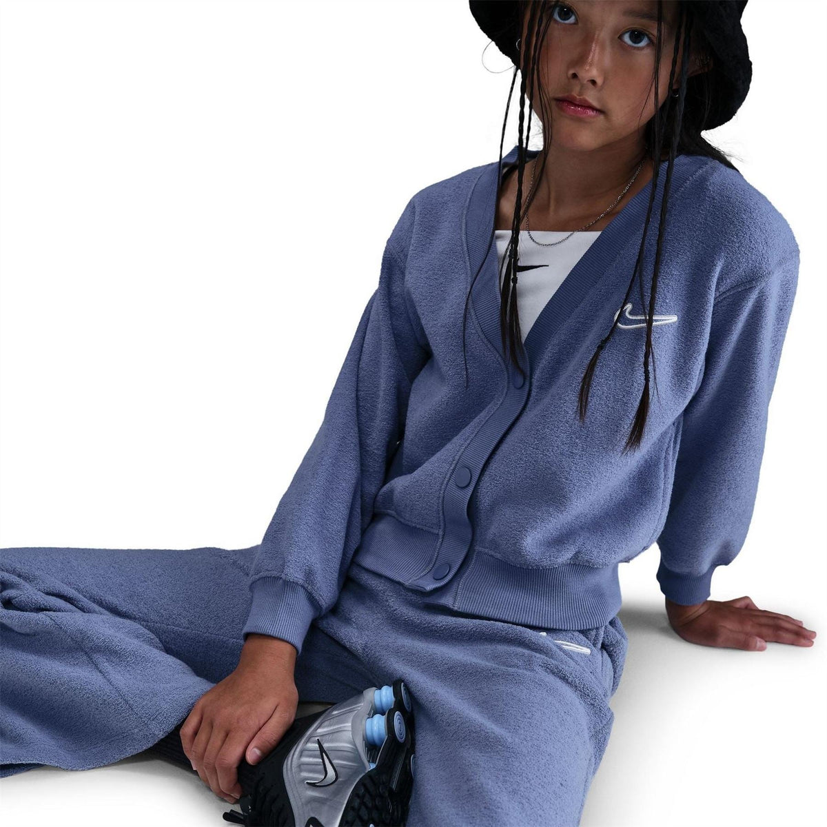 Nike V-Neck Three-Quarter Sleeve Cuff Warm Sweatshirt