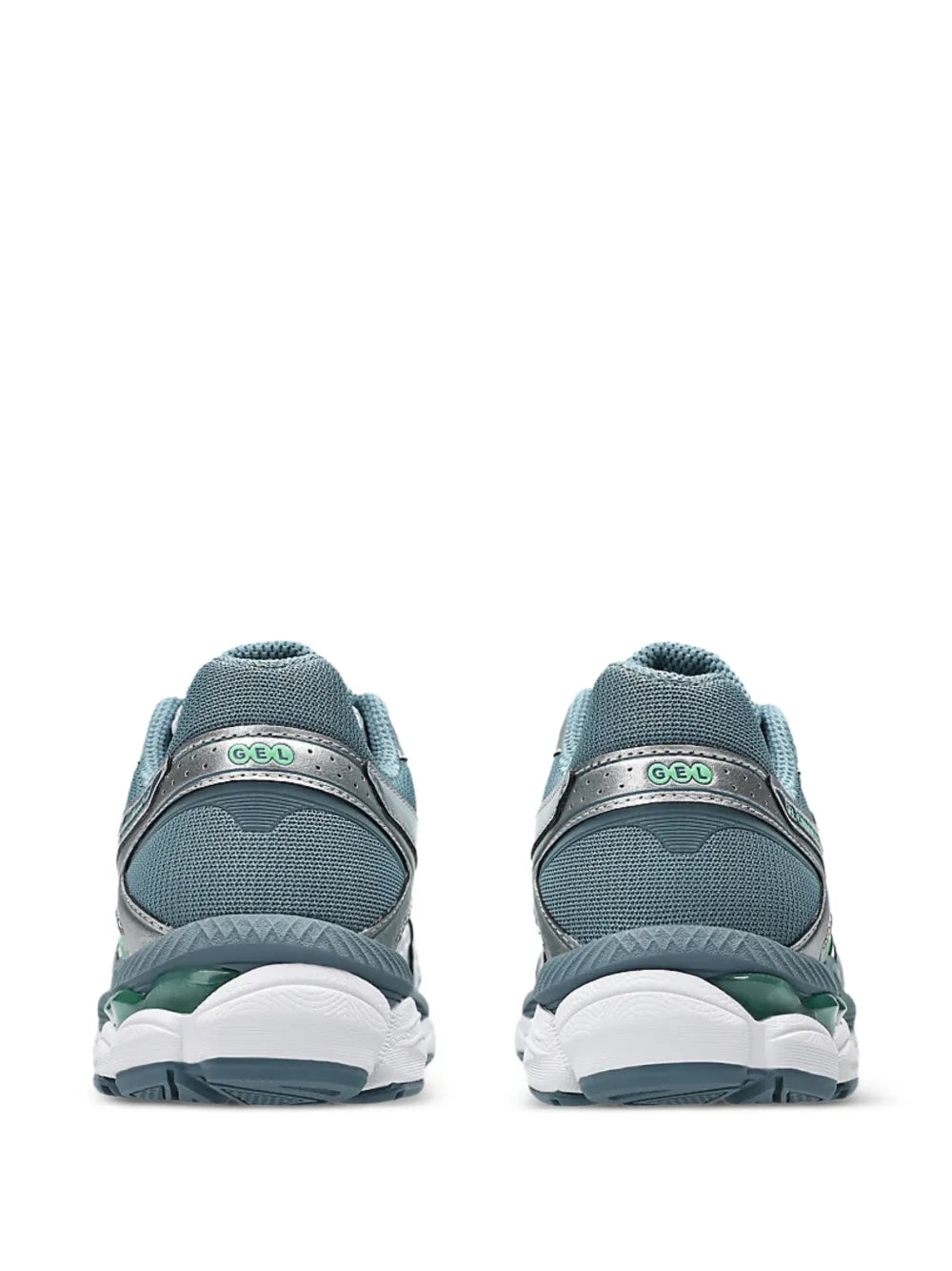 Asics Gel-Cumulus 16 Sneakers
