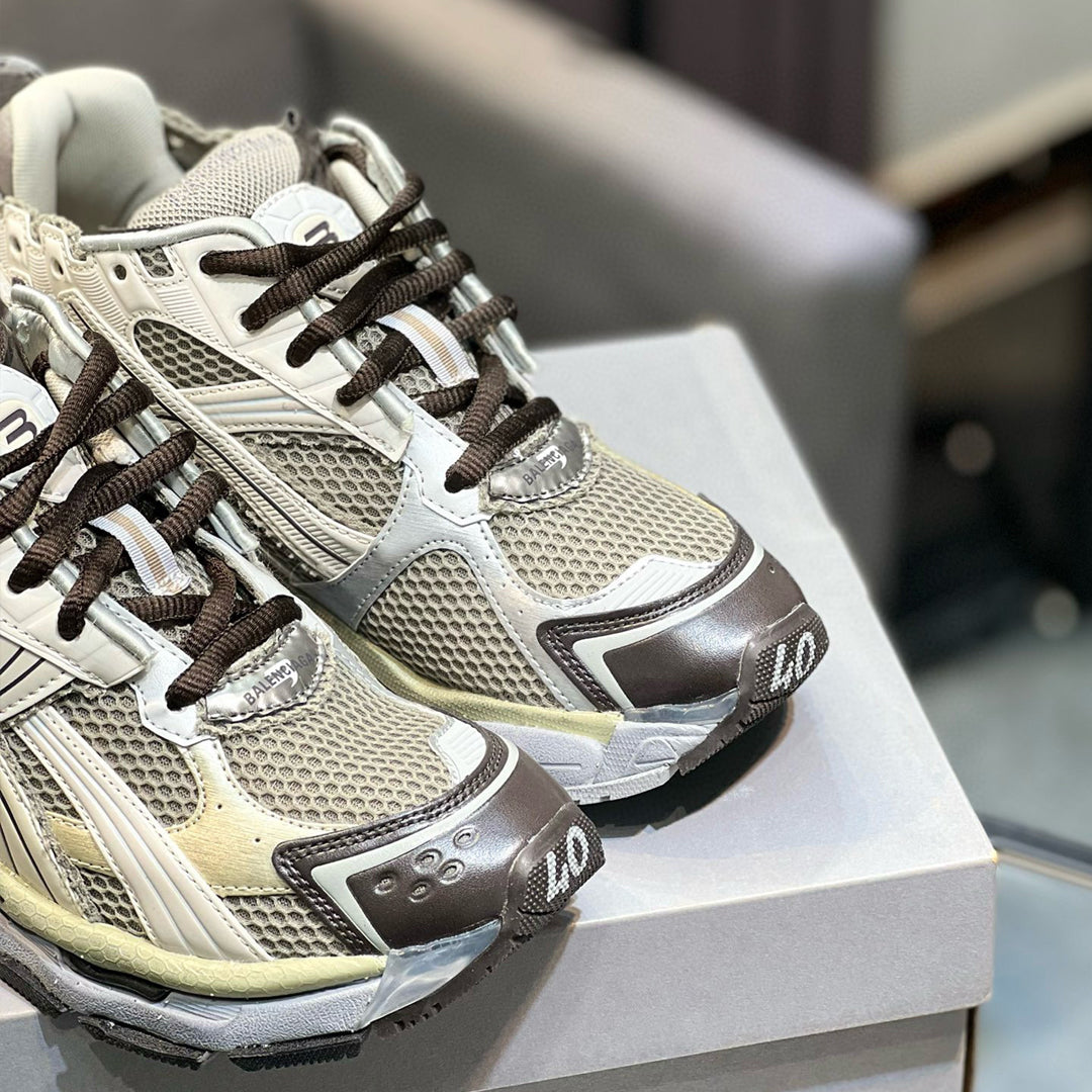 Balenciaga Limited Edition Couple's Style Shoe
