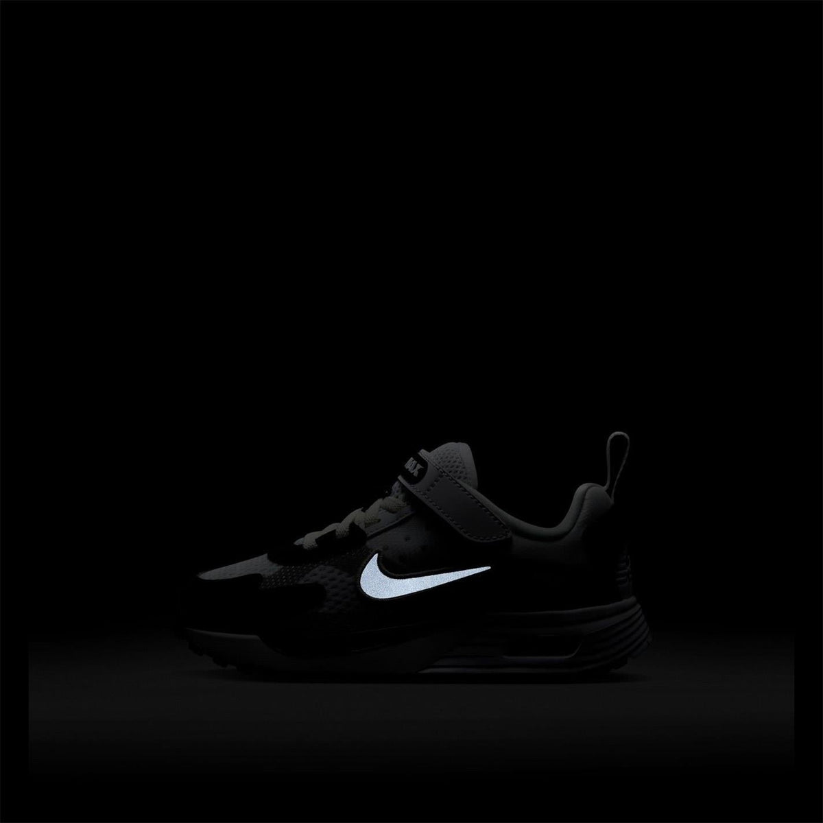 Nike Air Max Solo Lace Up Road Sneakers