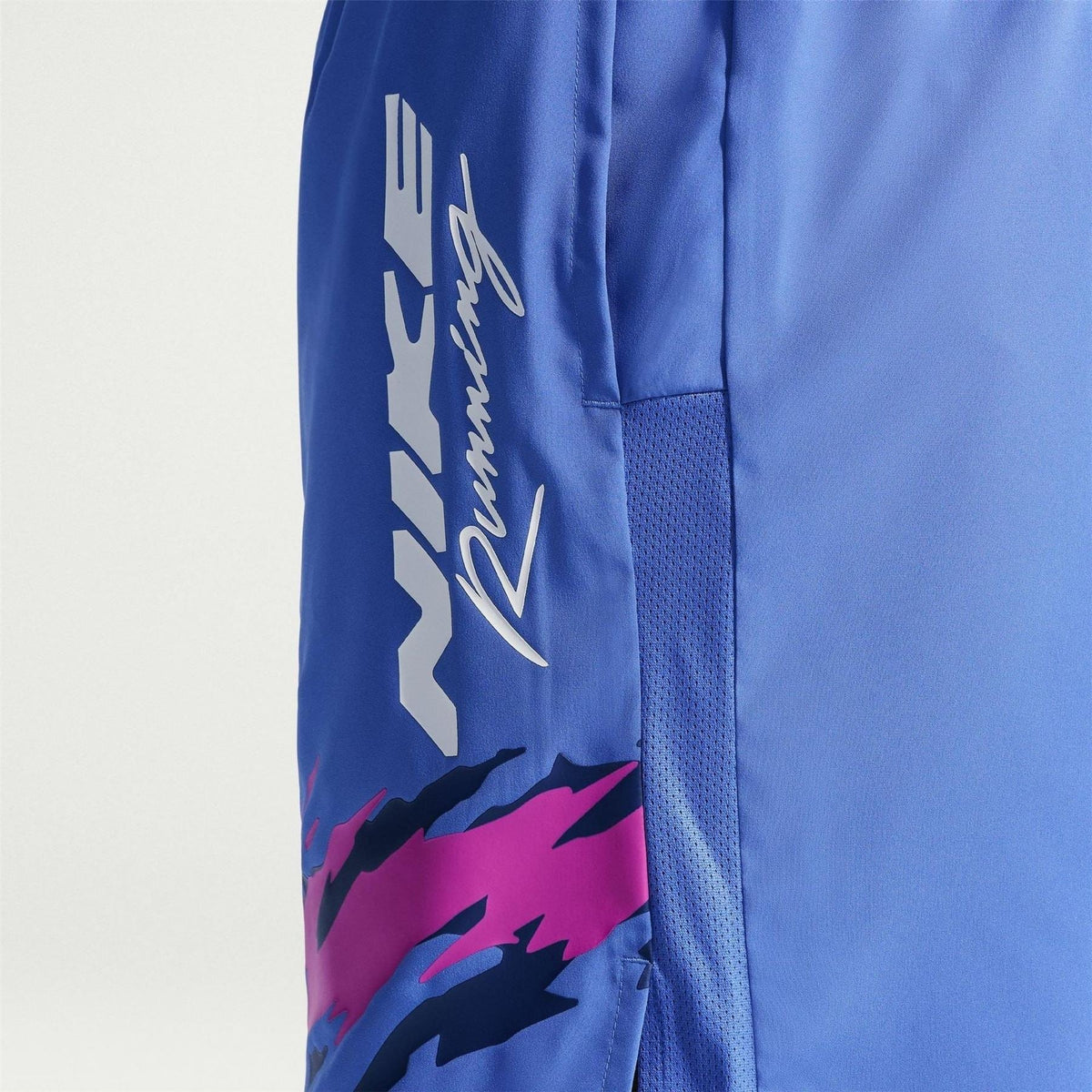 Nike Men's Run Energy Challenger Dri-Fit Running Shorts