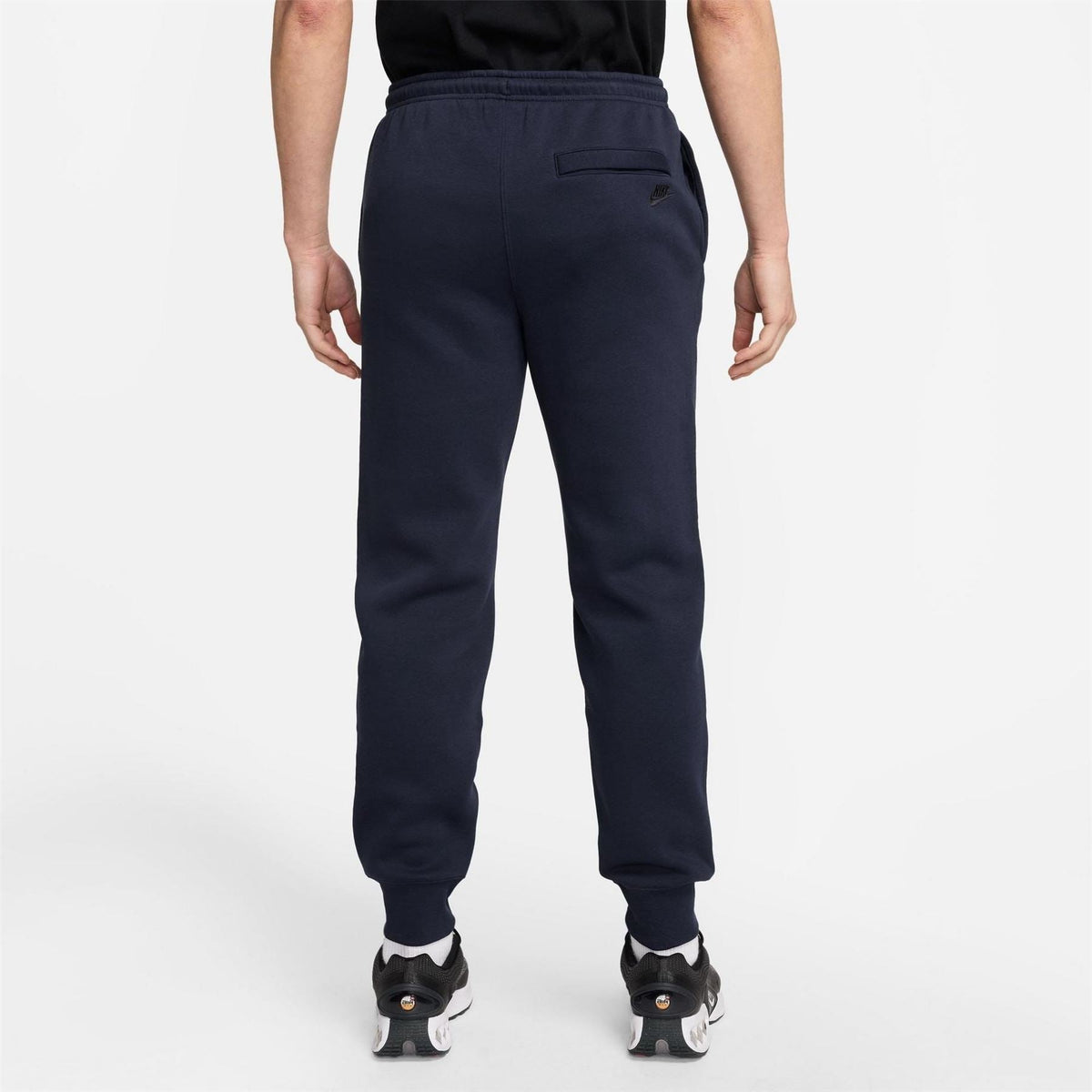 Nike Club Solid Patterned Slim Joggers