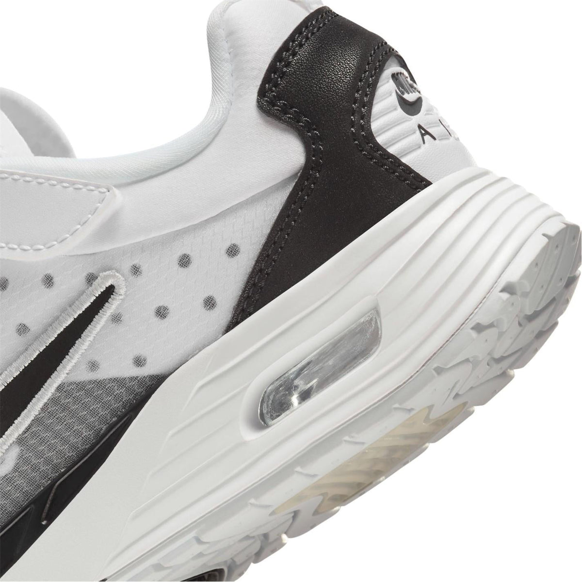 Nike Air Max Solo Lace Up Road Sneakers
