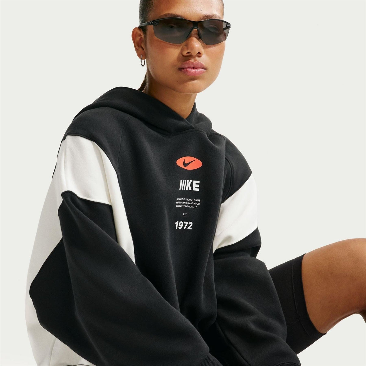 Nike Wordmark Graphic Hooded Long Sleeve Sweatshirt