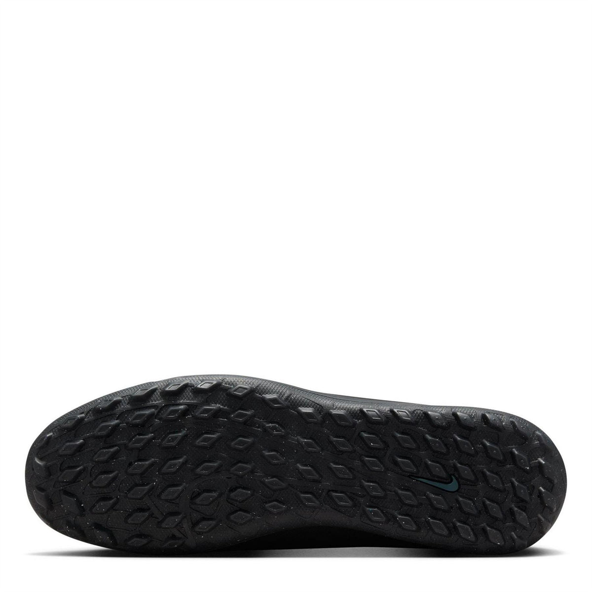 Nike Vapor 16 Club Lace Up Flat Sneakers