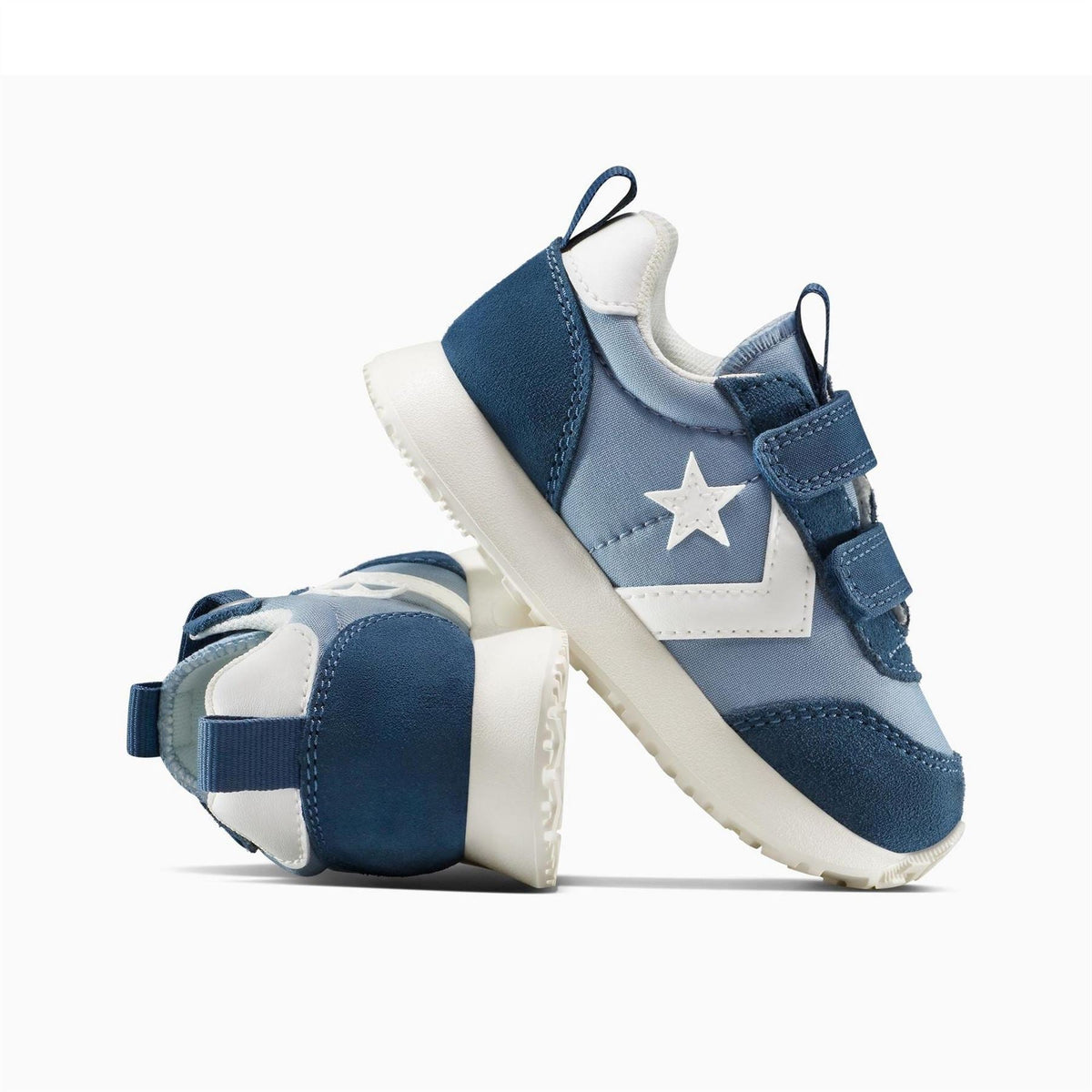 Converse Kids Omega Trainer EA Low Top Trainers