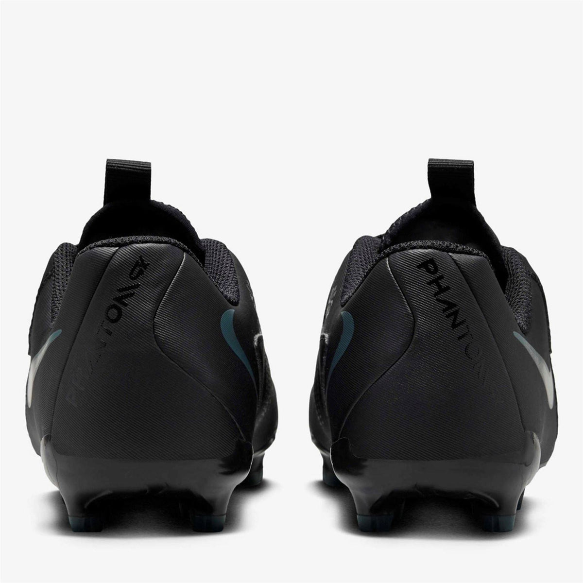 Nike Phantom GX Firm Ground Lace Up Sneakers