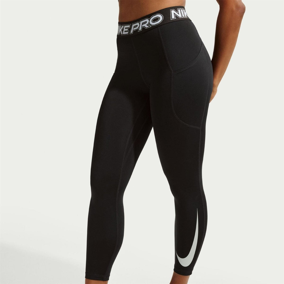 Nike Solid Patterned 7/8 Leggings