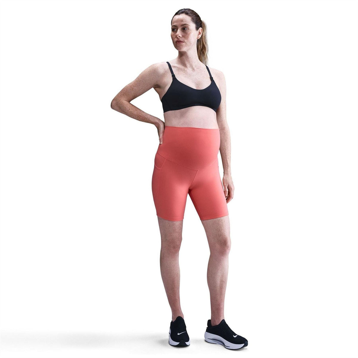 Nike Alate Scoop Neck Spaghetti Strap Sports Bra