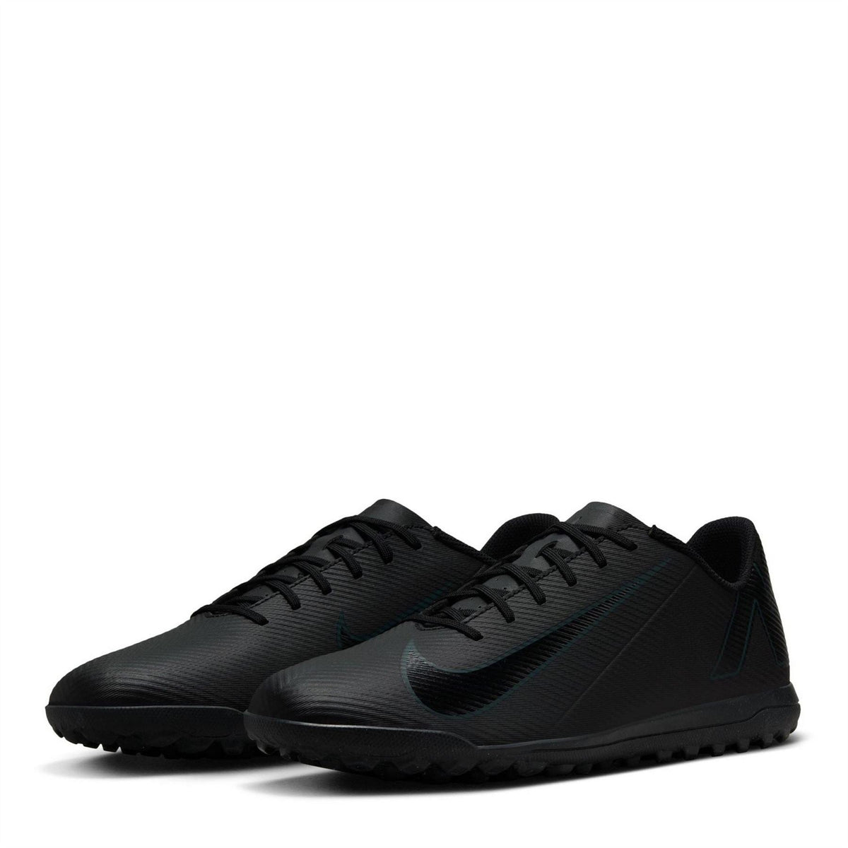Nike Vapor 16 Club Lace Up Flat Sneakers